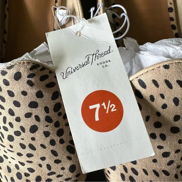 Universal Thread Cheetah Print Mules Size 7.5 - Picture 4 of 6